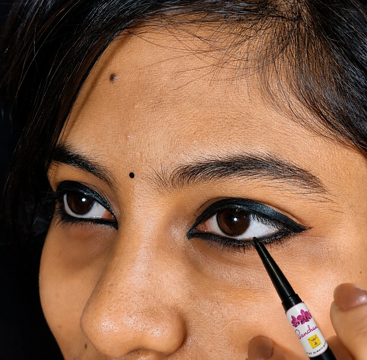 Natural Kajalstick Extra Black - Image 4